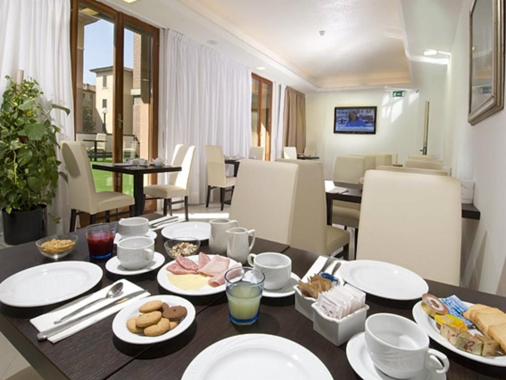 Suite Hotel Elite Bologna Ngoại thất bức ảnh